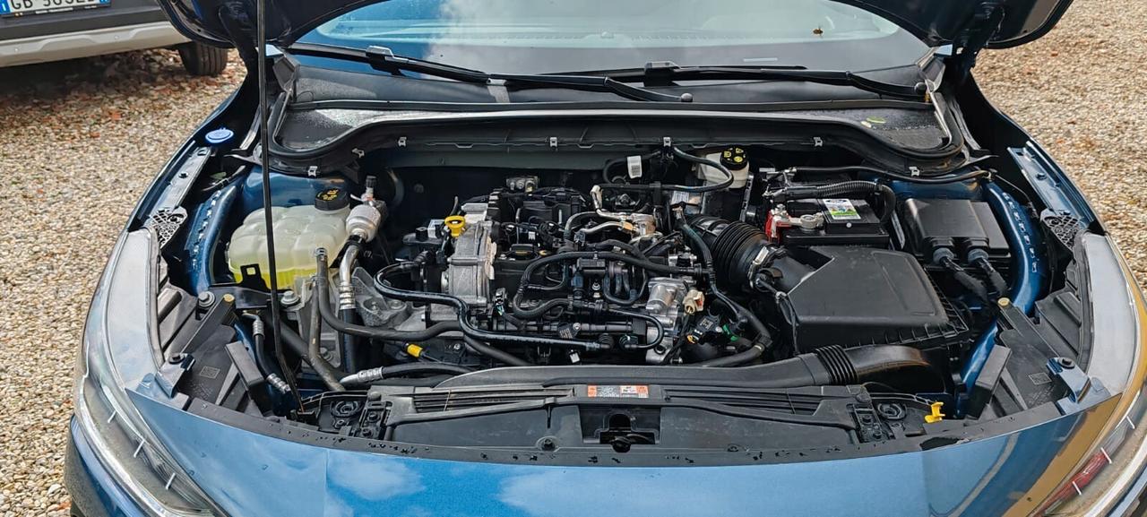 Ford Focus 1.0 Hybrid 125 CV leggermente alluvionata