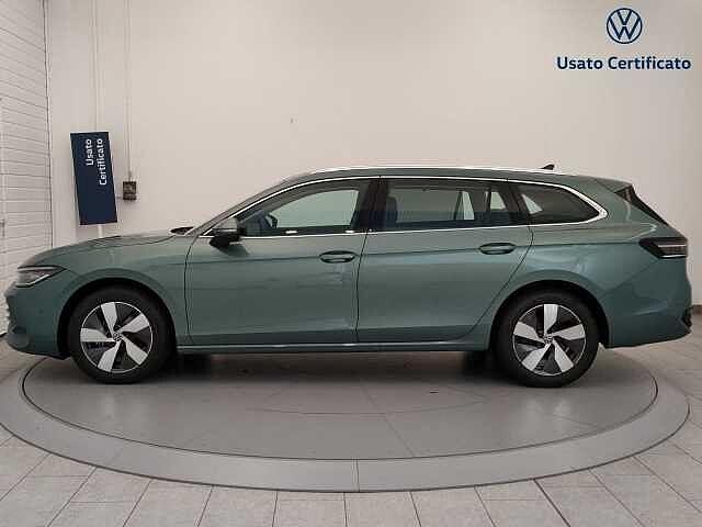 Volkswagen Passat 9ª serie 1.5 eTSI 150 CV ACT DSG Business