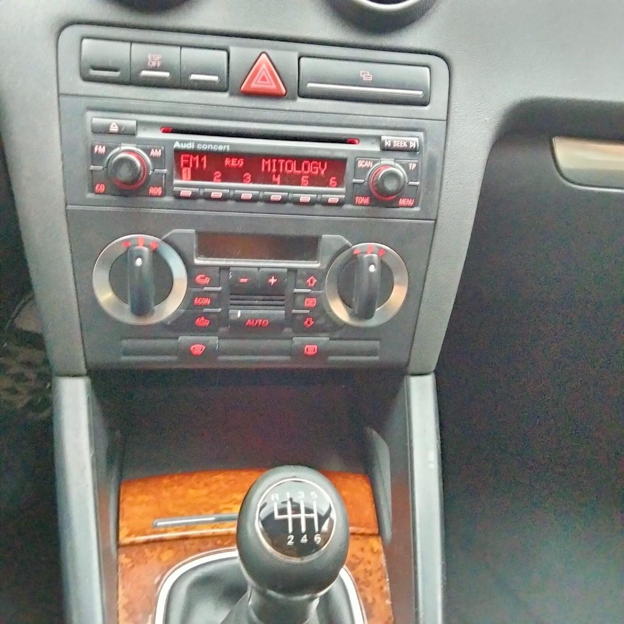 Audi A3 1.6 16V FSI Ambition NEOPATENTATI
