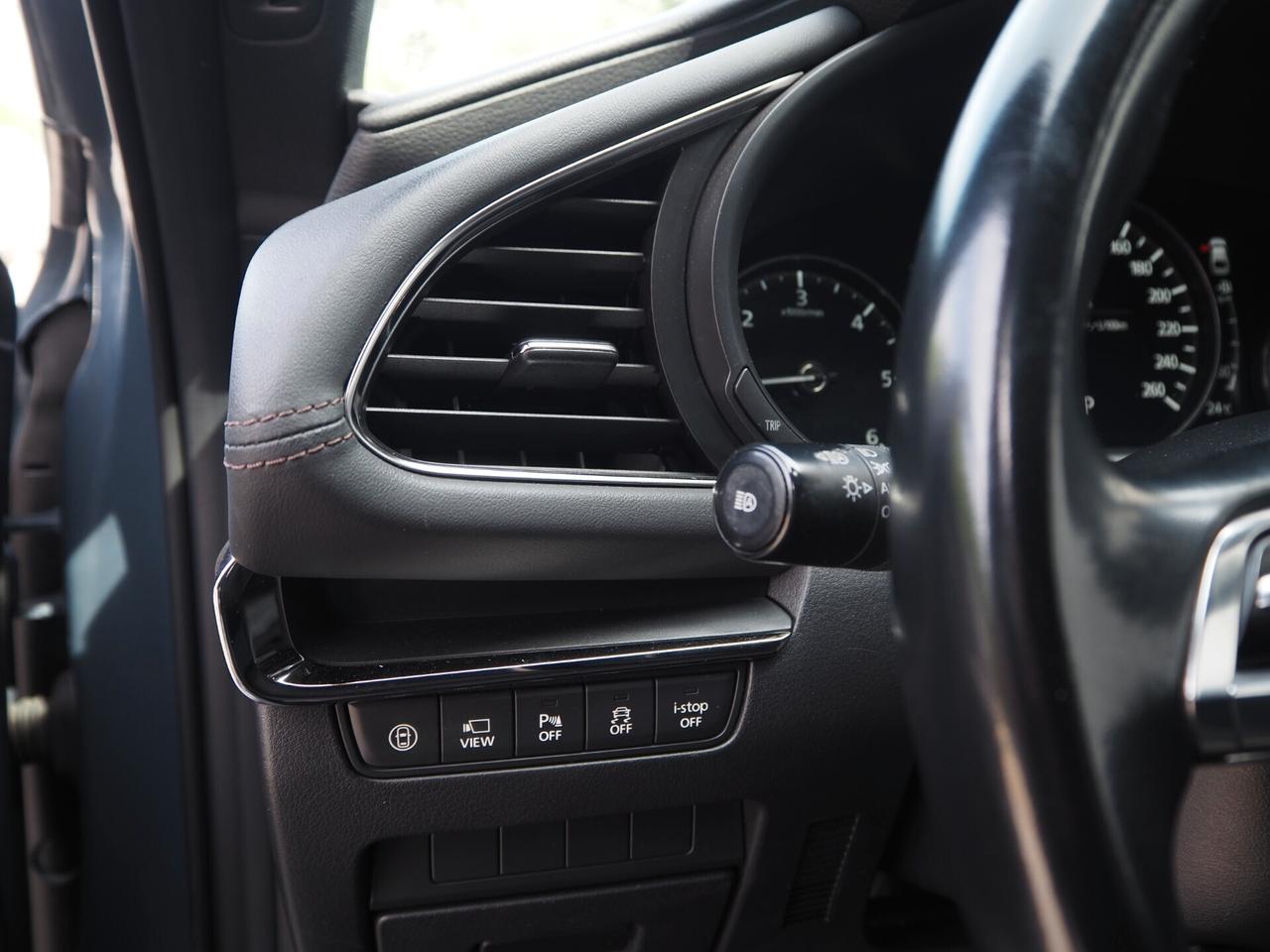 Mazda 3 1.8L Skyactiv-D Exceed