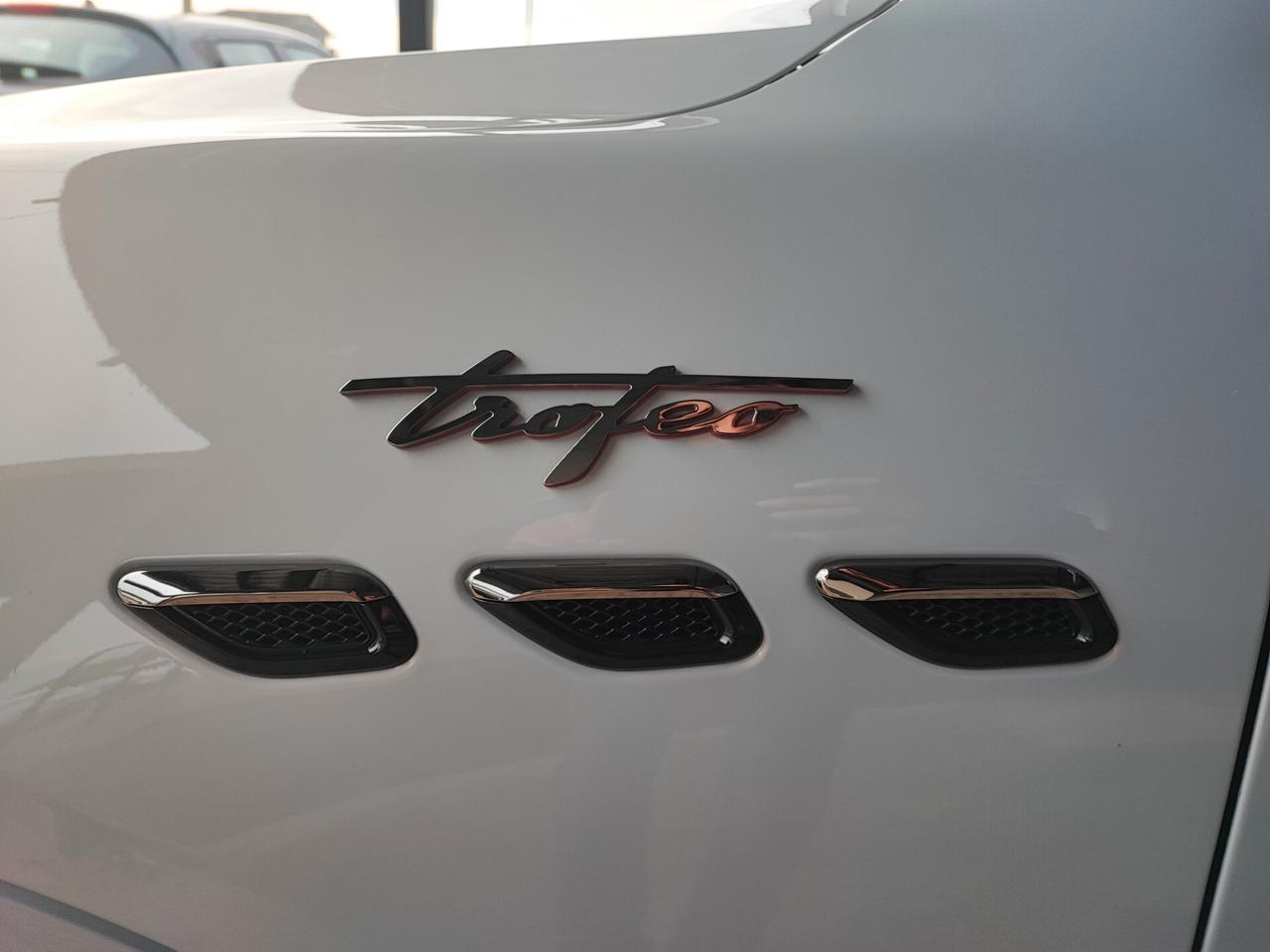 Maserati Grecale V6 AWD Trofeo FULL+++