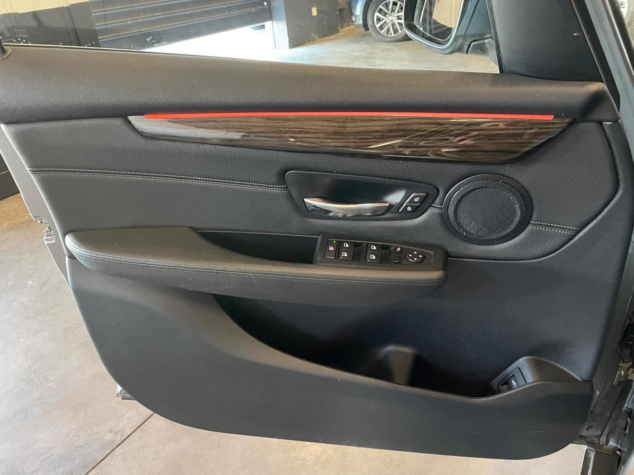 Bmw 2er Active Tourer 218d Luxury