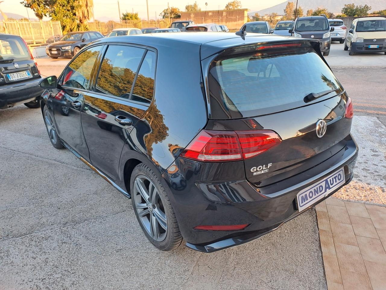 Volkswagen Golf 7.5 2.0 TDI R LINE 150 CV 2020 29MILA KM