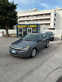 Opel Astra 1.7 CDTI 101CV 5 porte Club