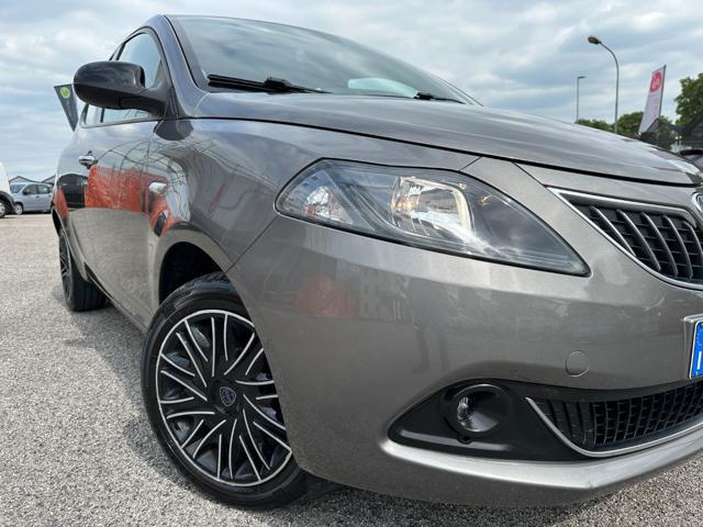 LANCIA Ypsilon 1.0 HYB 5 porte Gold