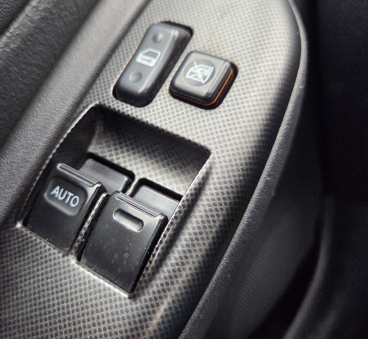 Toyota Yaris 1.4 tdi D-4D cat 3 porte Sol