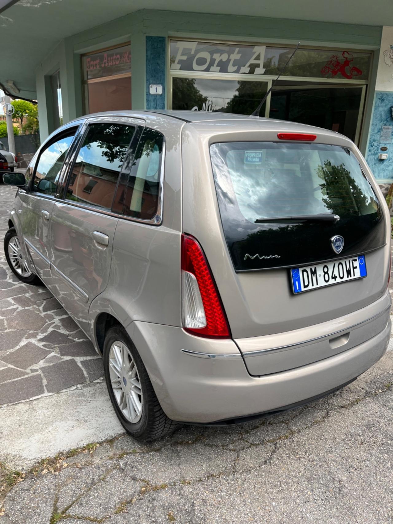 Lancia MUSA 1.4 16V Oro