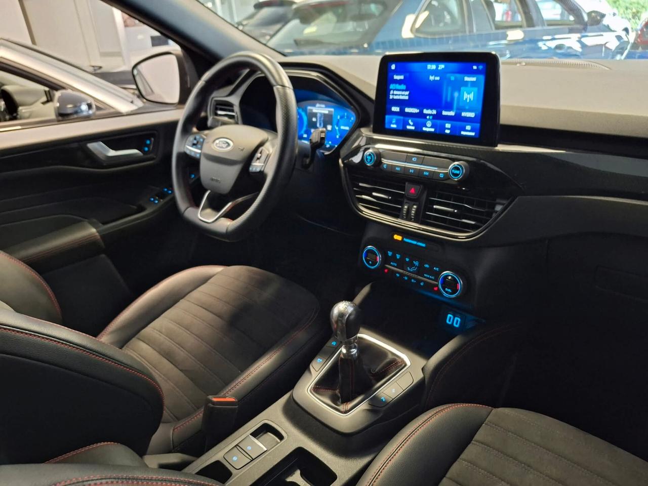 Ford Kuga 2.0 Diesel-hybrid 150CV ST-Line