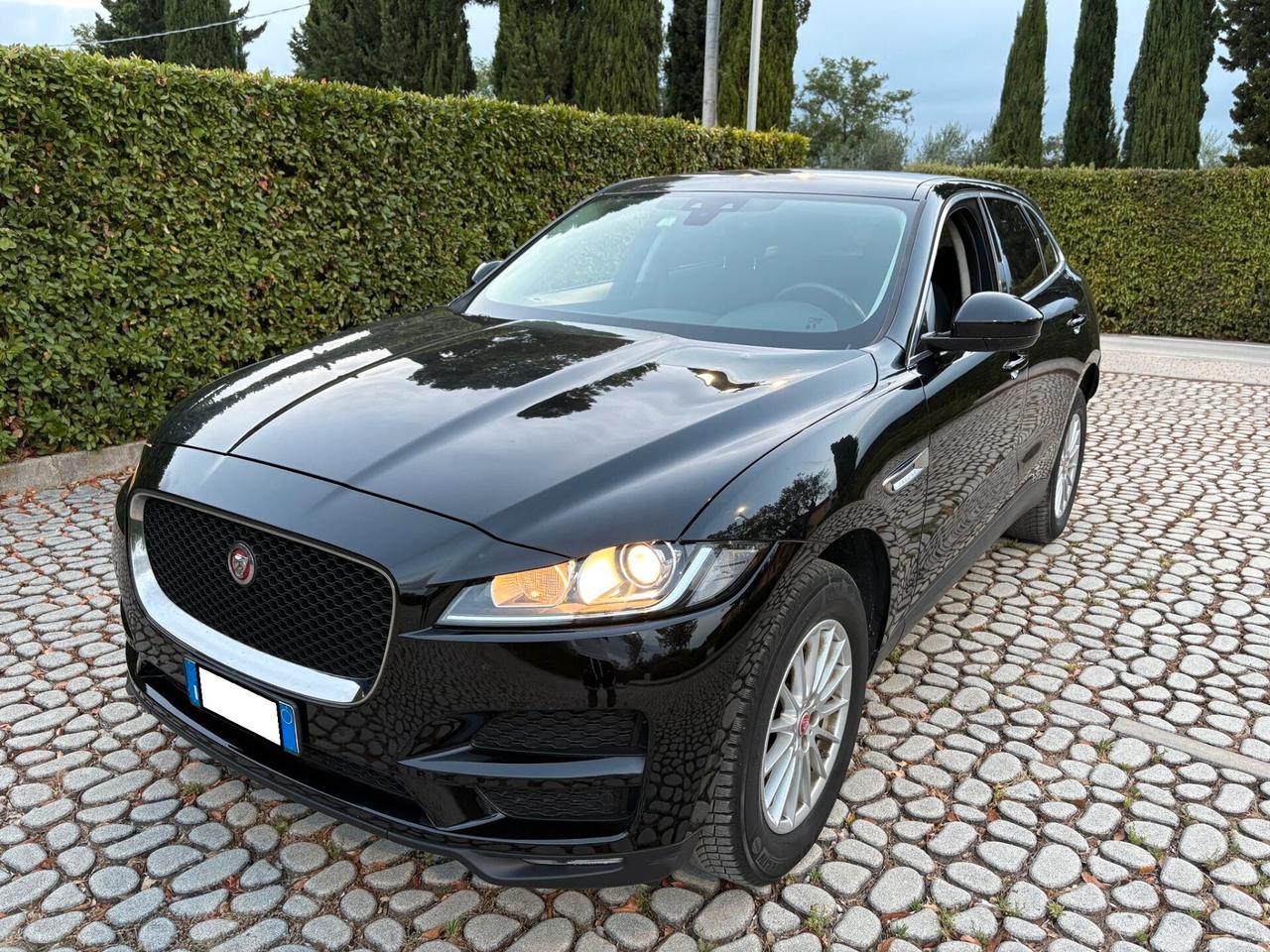 Jaguar F-Pace (X761) 2.0D S&S Pure 163 6M 10-2019