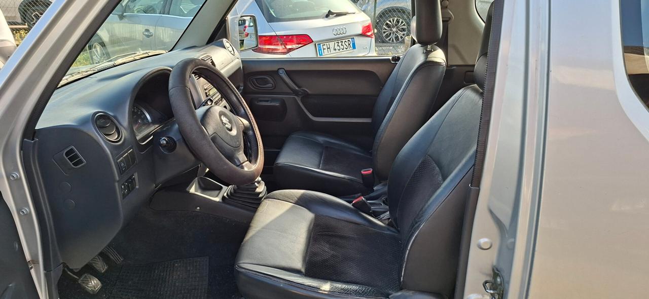 Suzuki Jimny 1.5 DDiS 4WD JLX-GANCIO TRAINO+CARRELLO