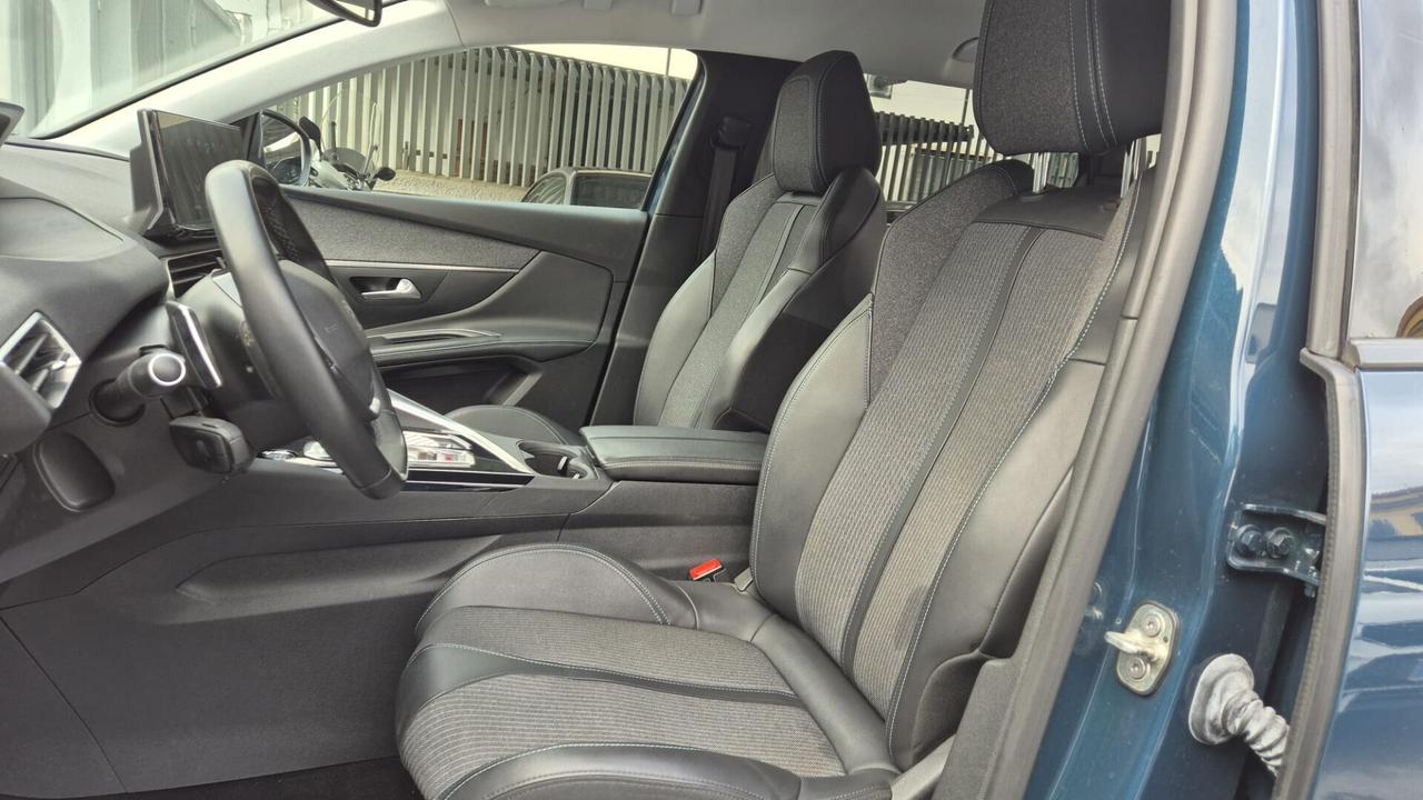 Peugeot 5008 BlueHDi 130 S&S EAT8 Allure Pack