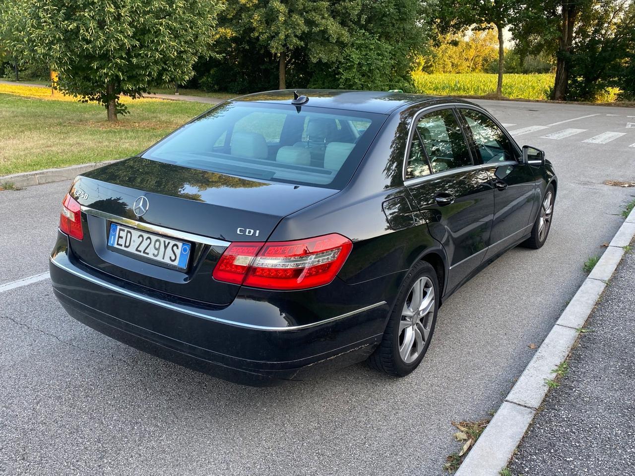 Mercedes-benz E 250 E BlueEFFICIENCY Avantgarde