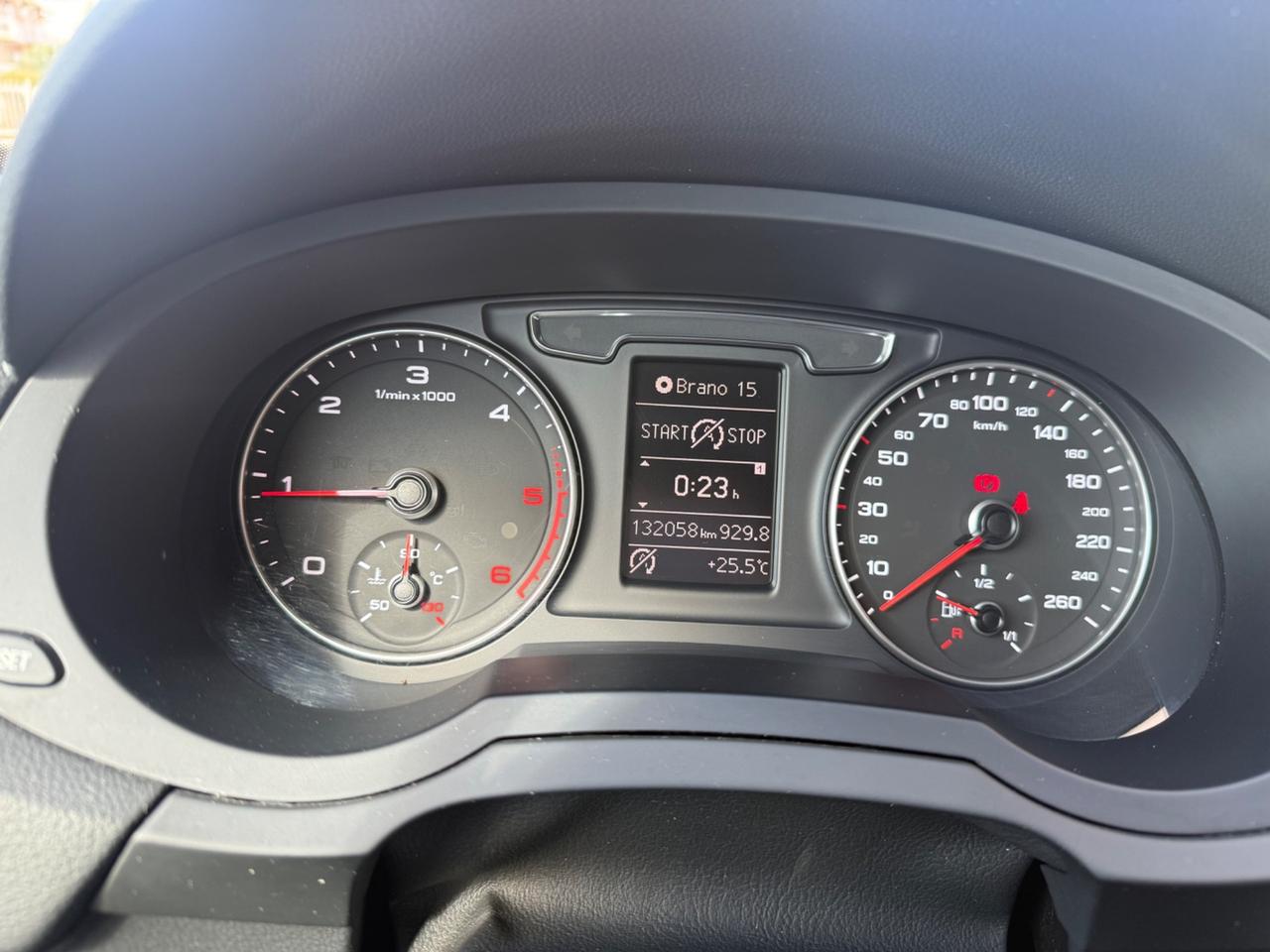 Audi Q3 2.0 TDI 150 CV Business