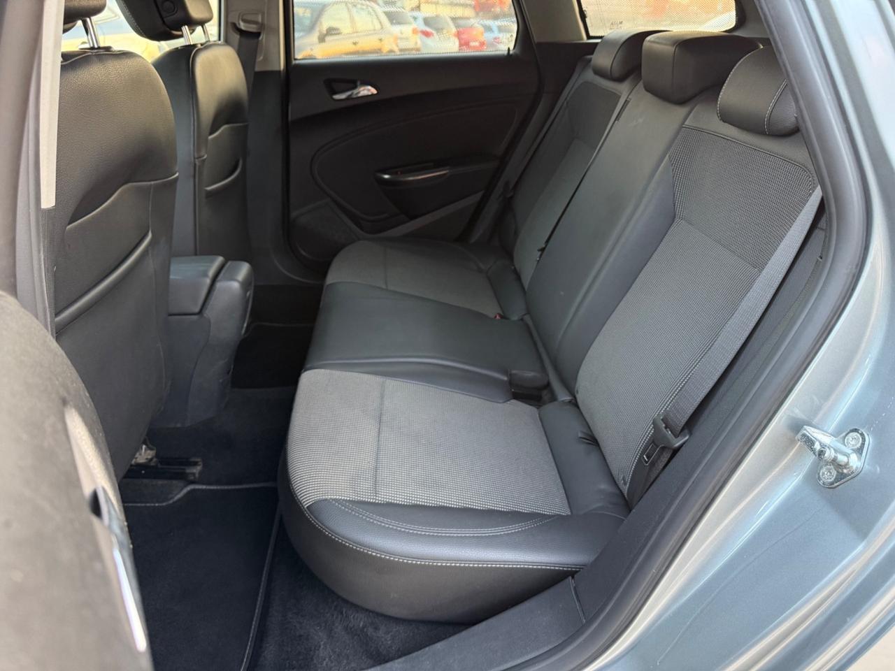 Opel Astra 1.7 CDTI 125CV CERTIFICATA COSMO