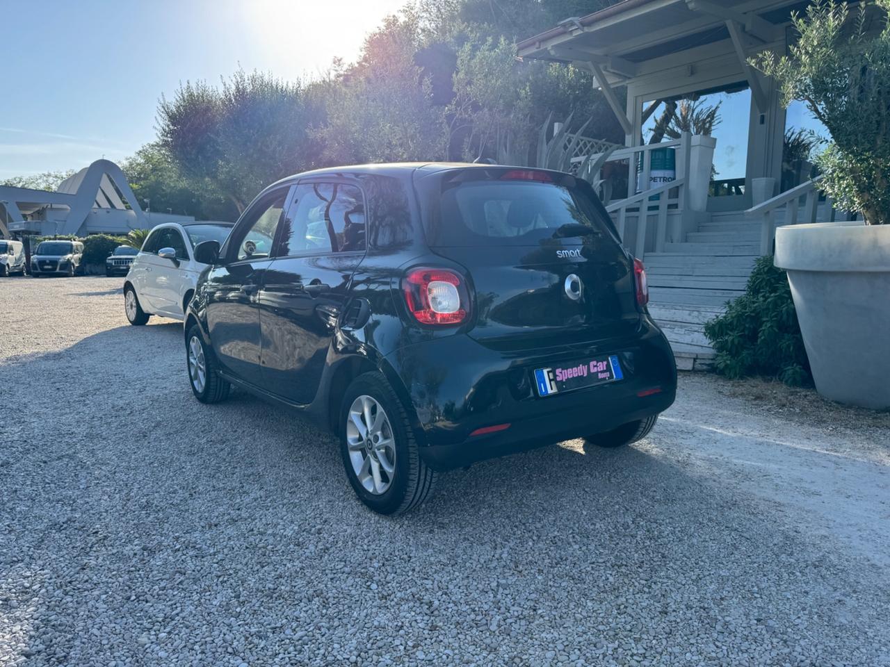 Smart ForFour 70 1.0 Youngster