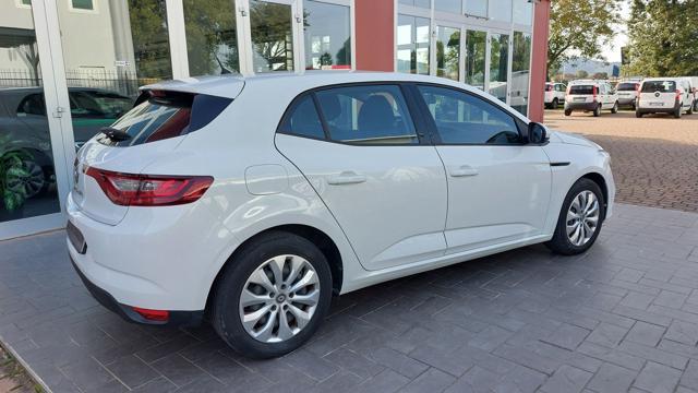 RENAULT Megane Mégane dCi 8V 110 CV E. Life Az. E6B Ok Neopat.