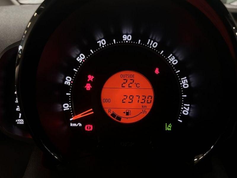 Toyota Aygo 1.0 VVT-i 72 cv 5 porte x-play TSS