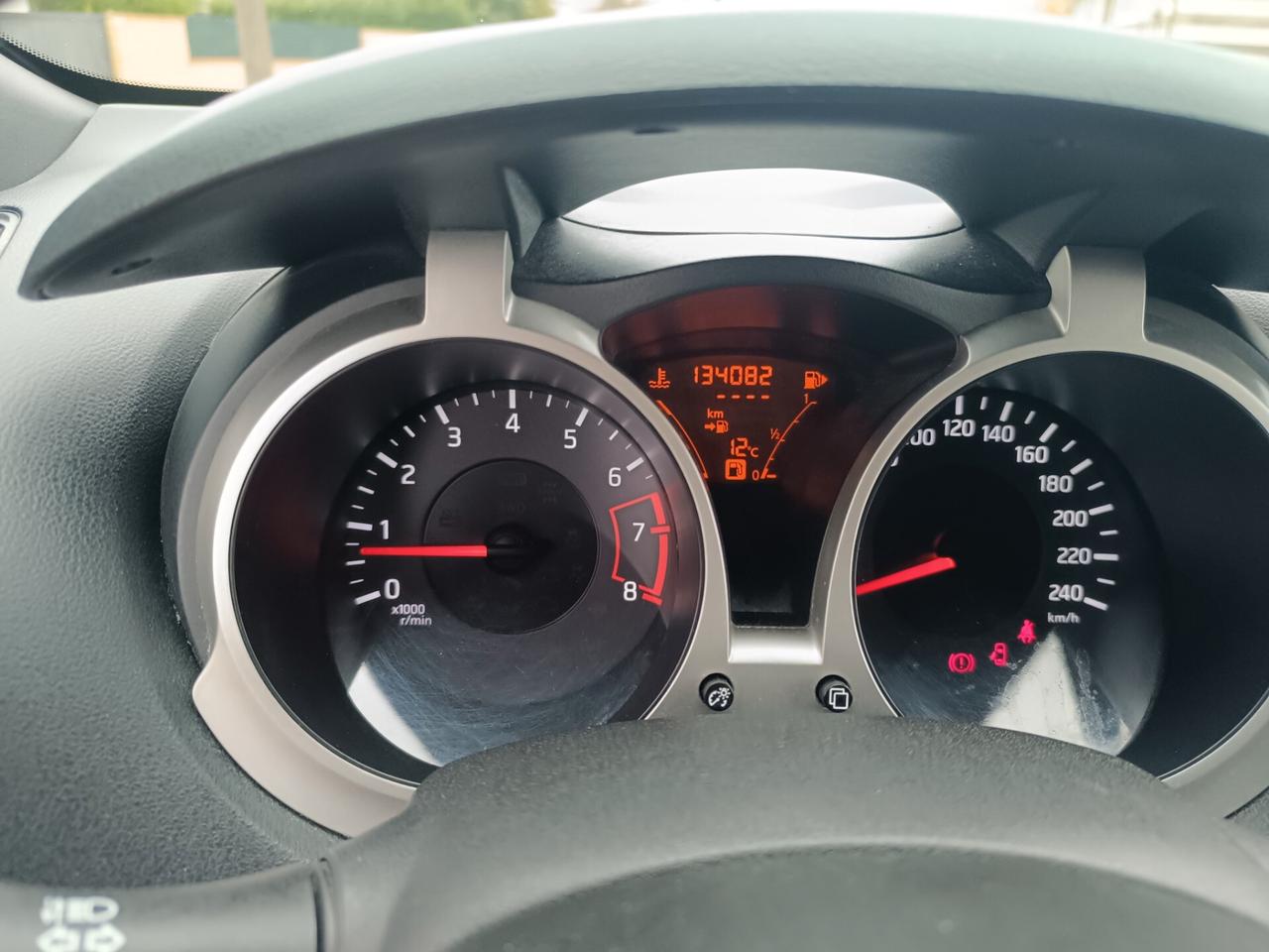 Nissan Juke 1.6 benzina SOLAMENTE 134.000 KM