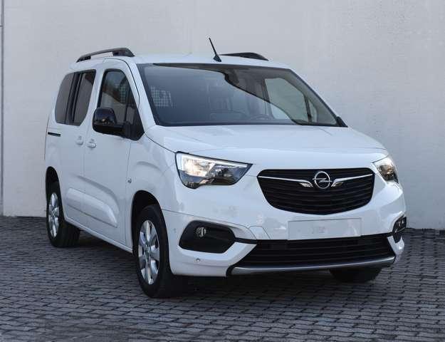 Opel Combo-e Life