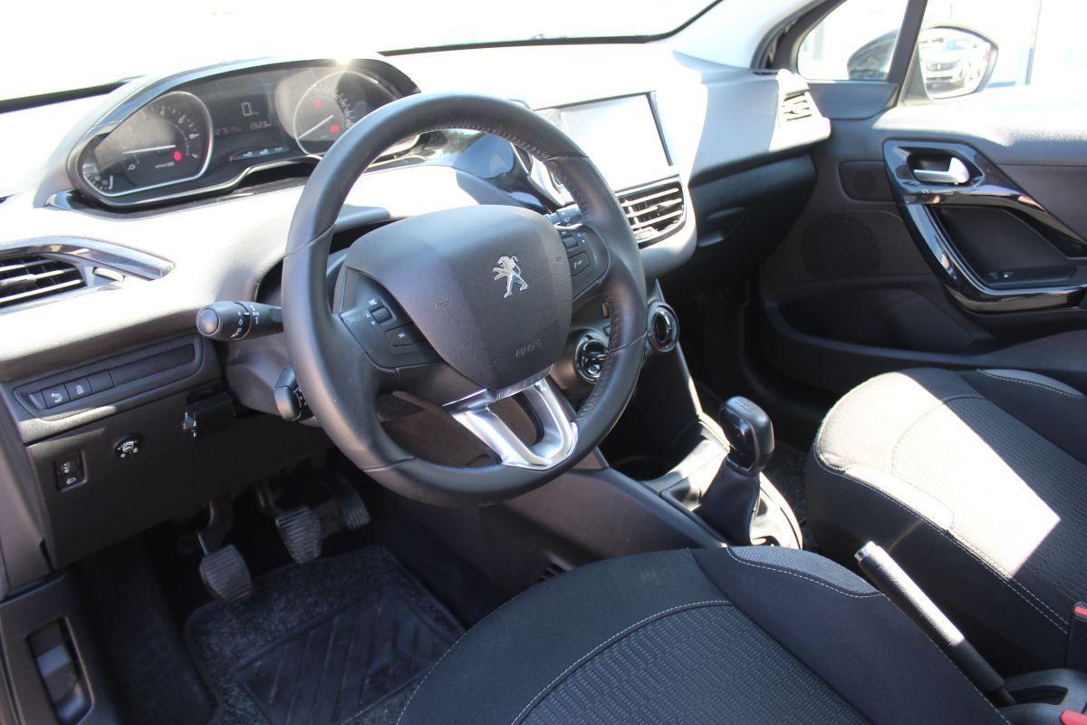 PEUGEOT - 208 - PureTech 82 3p. GPL Access