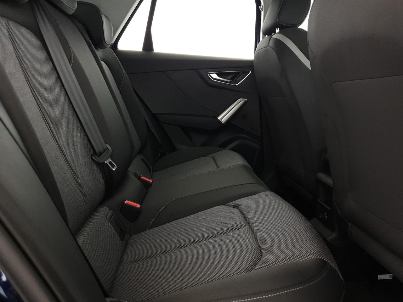 30TDI 116CV Business Advanced