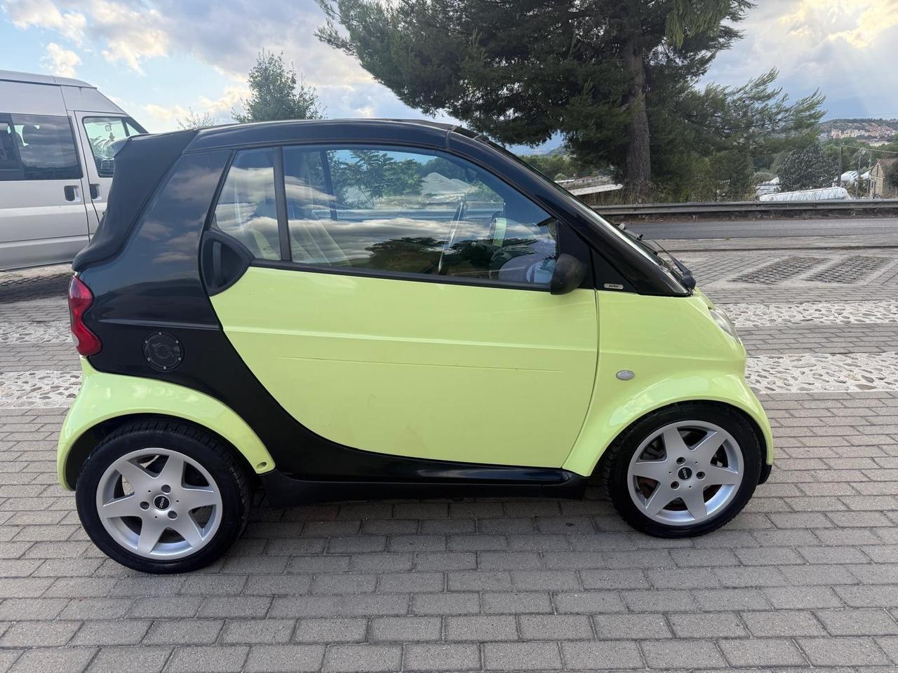 Smart 800 cabrio & passion cdi (30 kW)