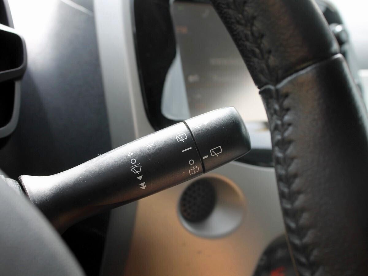 Toyota Aygo 1.0 VVT-i 69 CV 5 porte x-play TSS