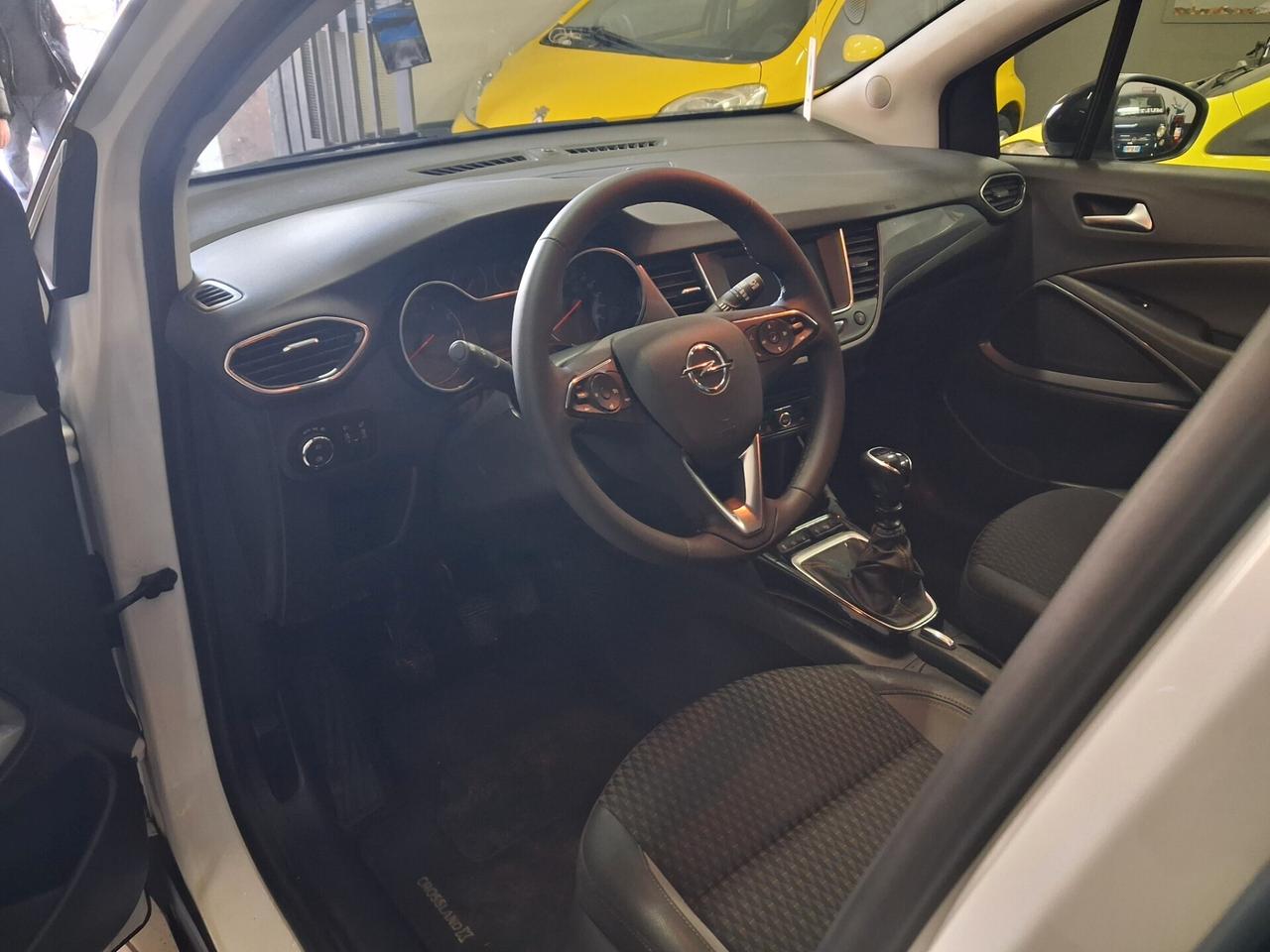 Opel Crossland 1.5 ECOTEC D 110 CV unico prop 2021