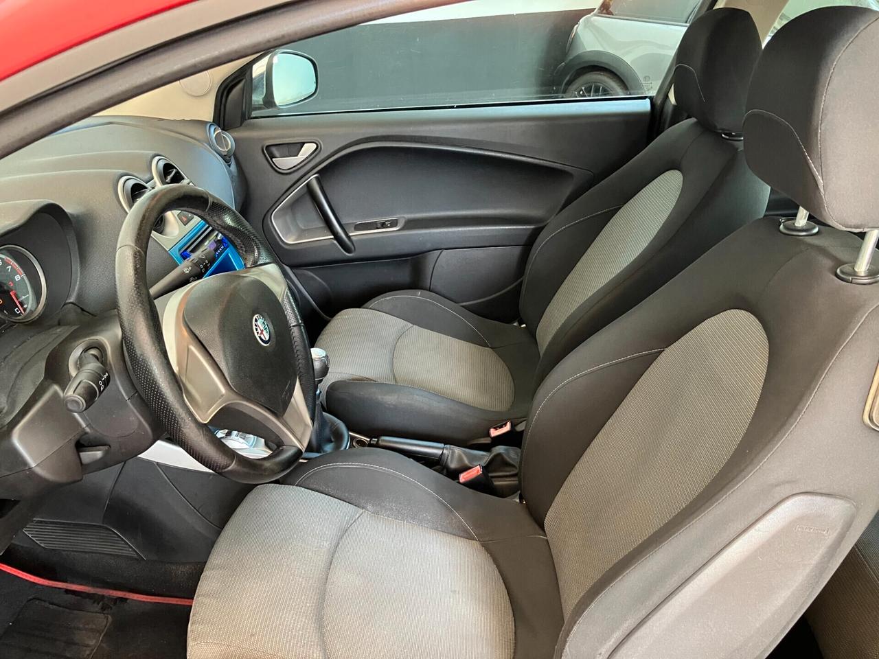 Alfa Romeo MiTo 1.4 NEOPATENTATI Distinctive Sport Pack