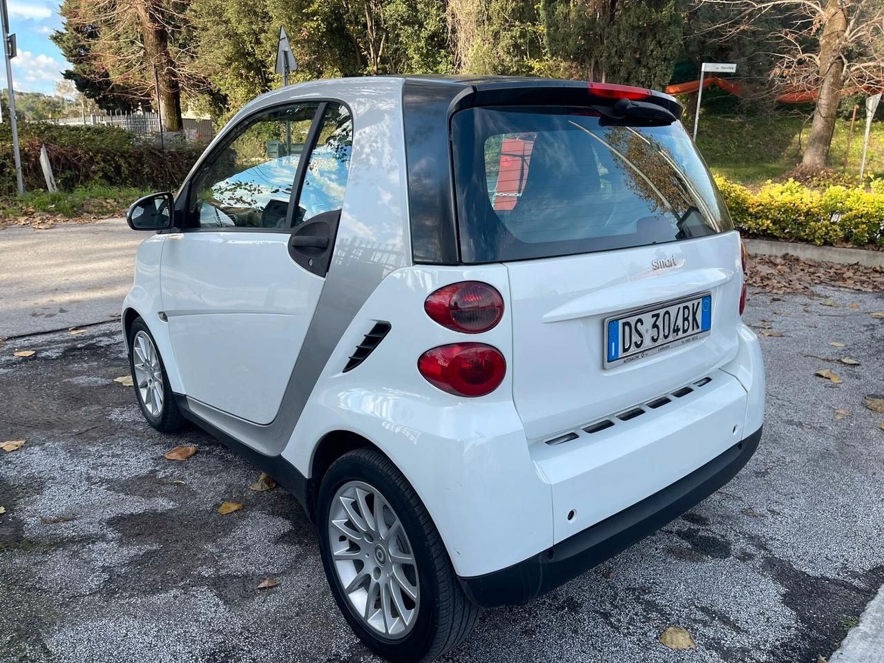 Smart ForTwo 1000 52 kW coupé limited two