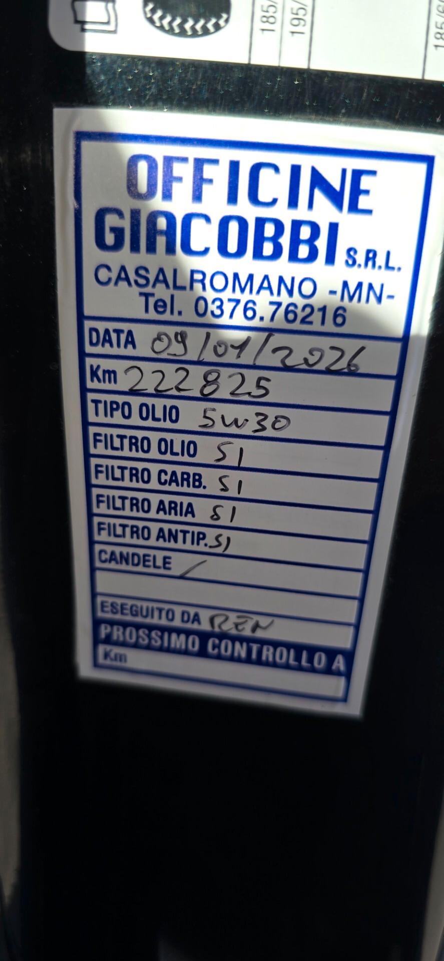 Ford Tourneo Courier 1.5 TDCI 75 CV Titanium