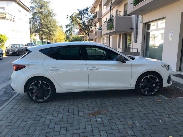 Cupra Leon 1.4 e-HYBRID 204 CV DSG