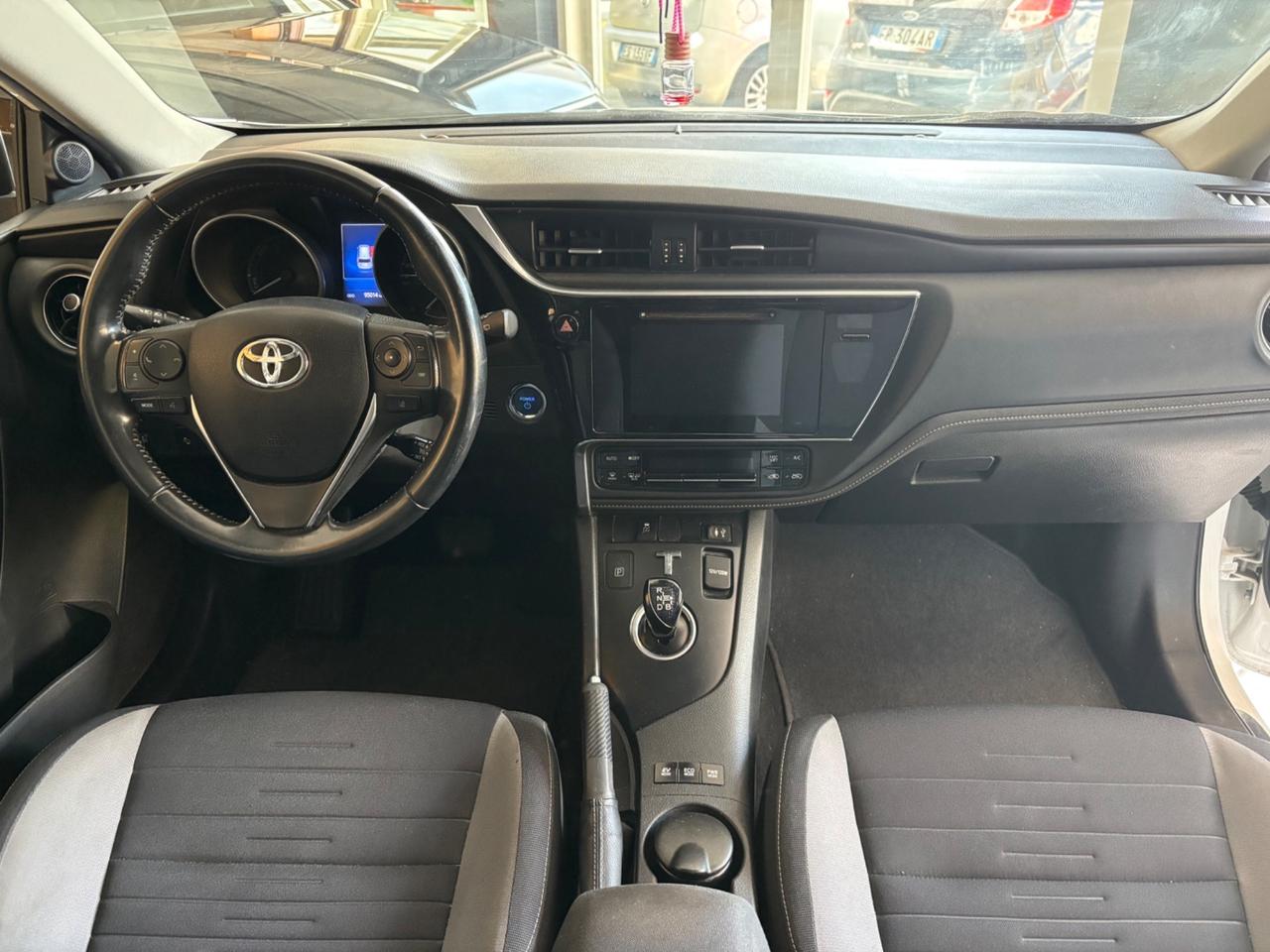 Toyota Auris 1.8 Hybrid Executive