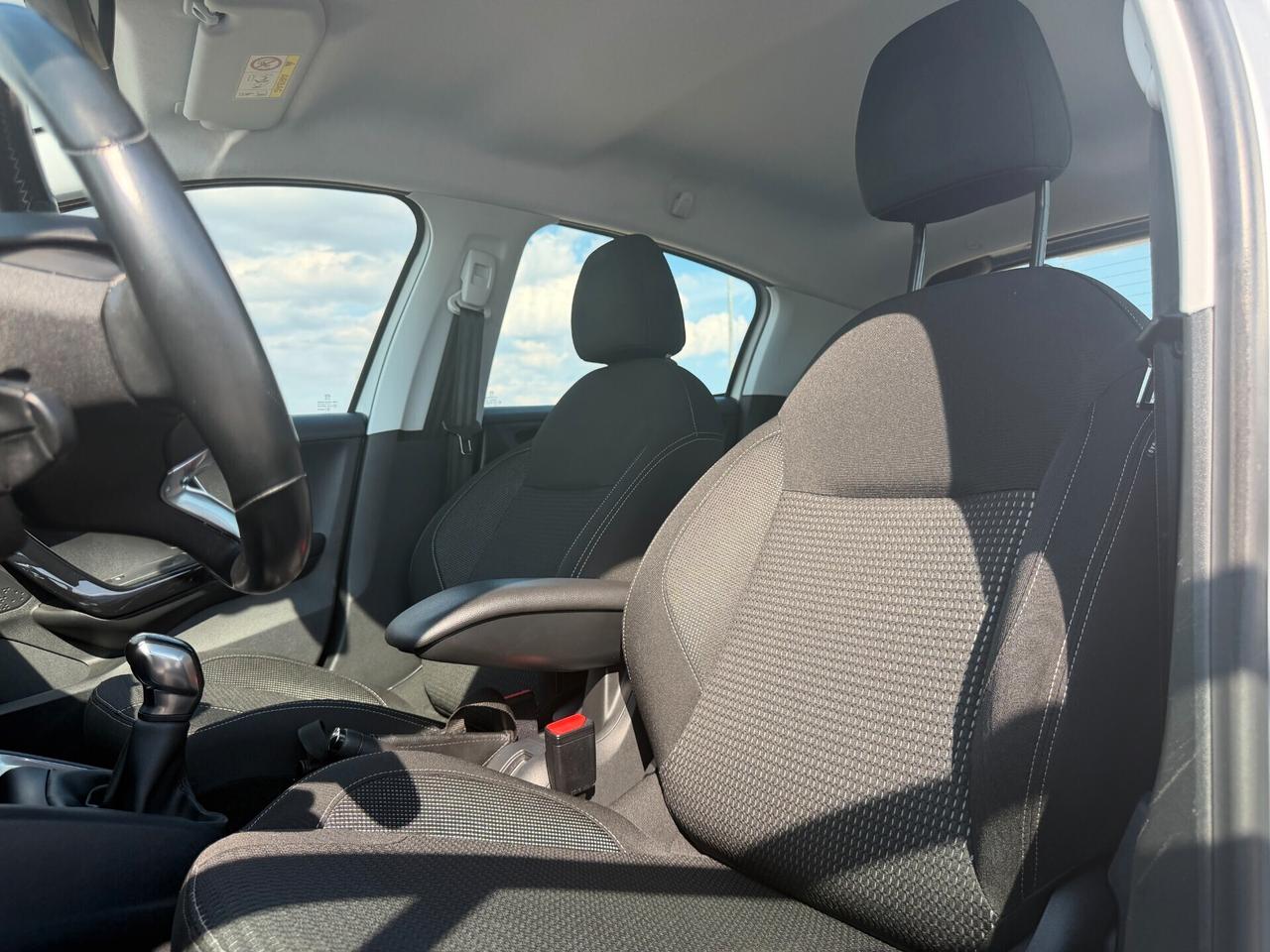 Peugeot 208 1.6 BlueHDi 100cv 5 porte Allure