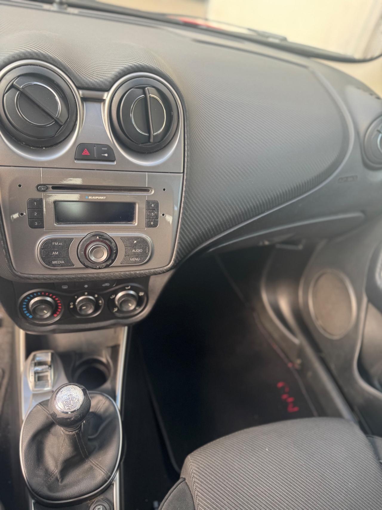 Alfa Romeo MiTo 1.3 JTDm 16V 90 CV Distinctive Sport Pack