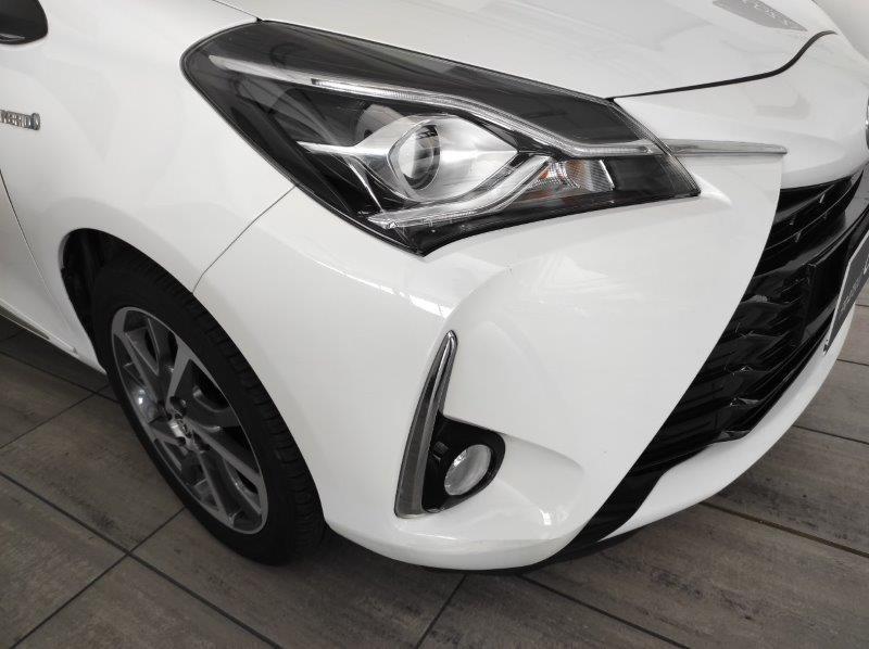 TOYOTA Yaris 3ª serie - Yaris 1.5 Hybrid 5 porte Style