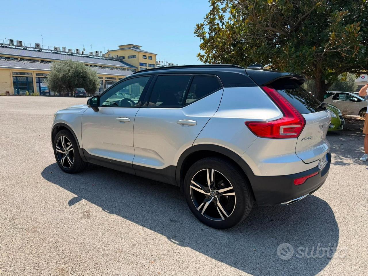 Volvo XC40 2.0 d3 R-design geartronic my20