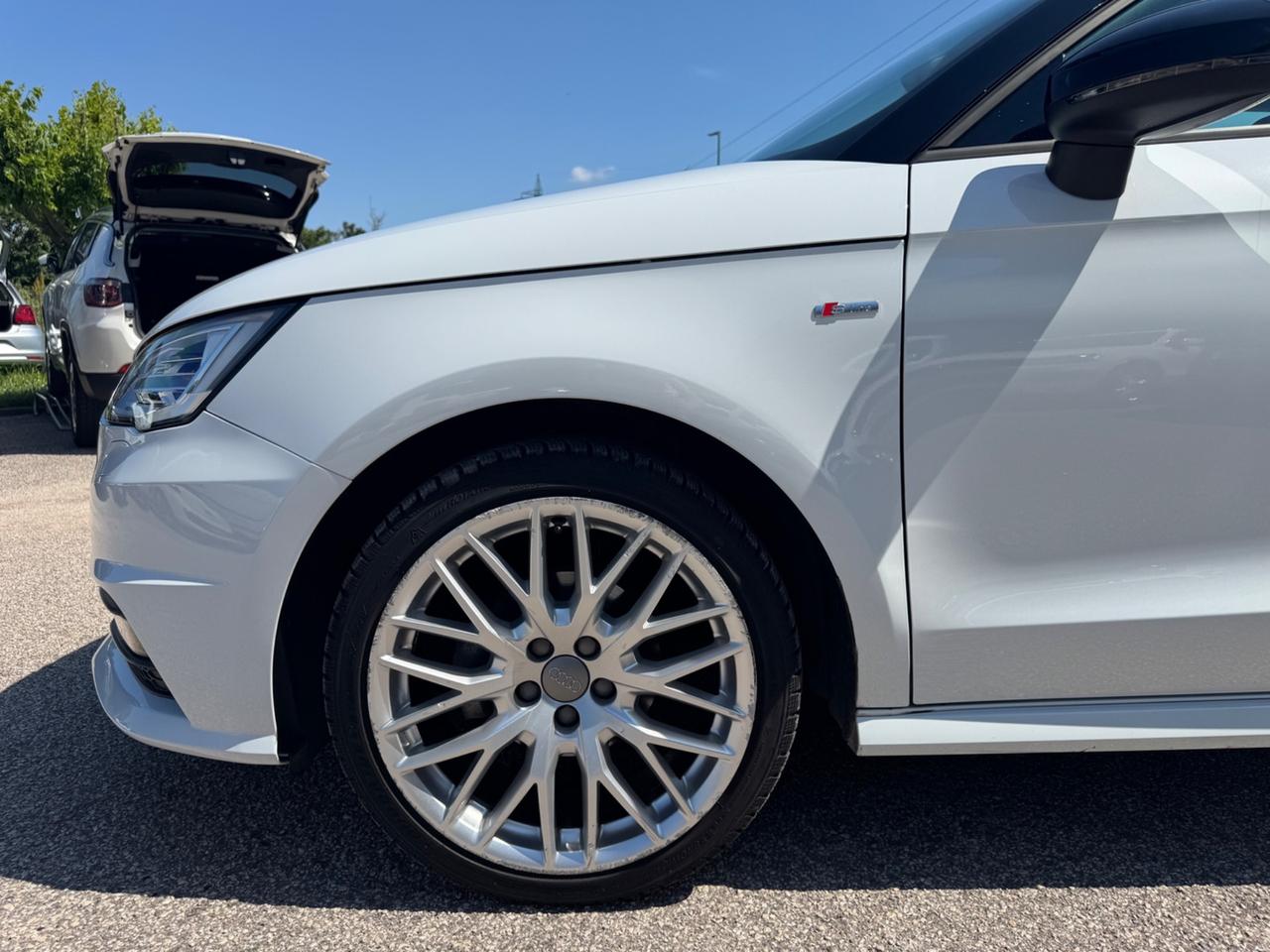 Audi A1 SPB 1.4 TDI S-LINE BI-COLOR NEOPATENTATI