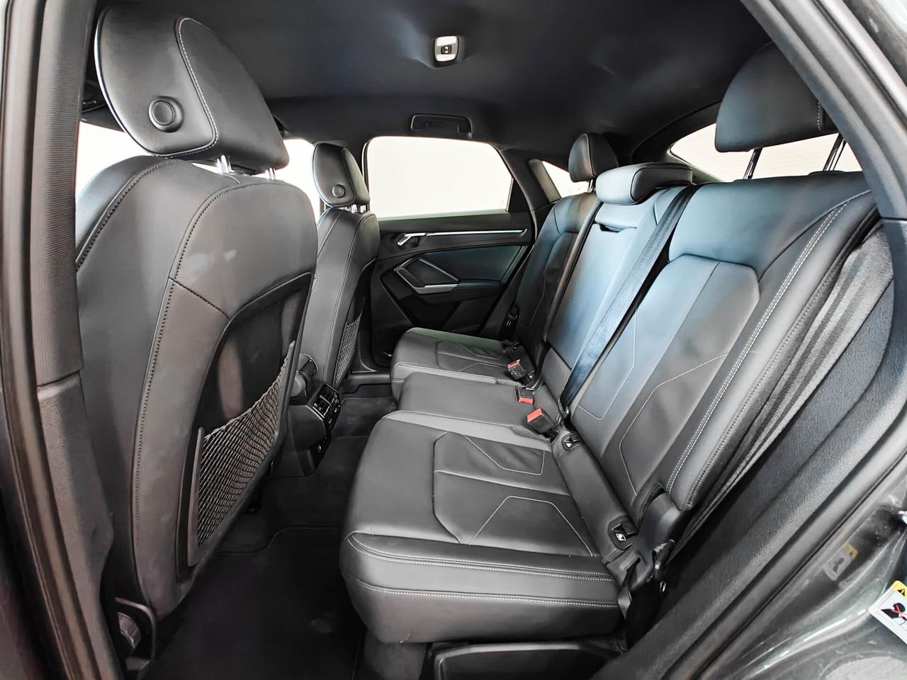 Audi Q3 SPB 35 TDI S tronic Identity Black S-Line