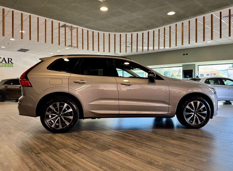 Volvo XC60 B4 automatico Plus Dark