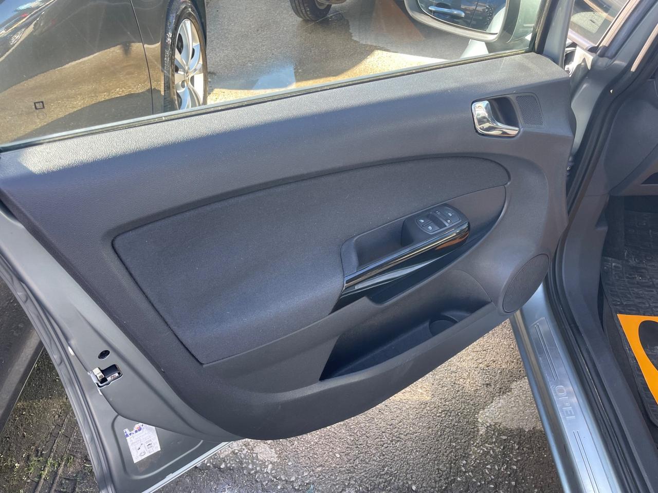 OPEL CORSA 1.2 BENZINA 85 (CV) 2010