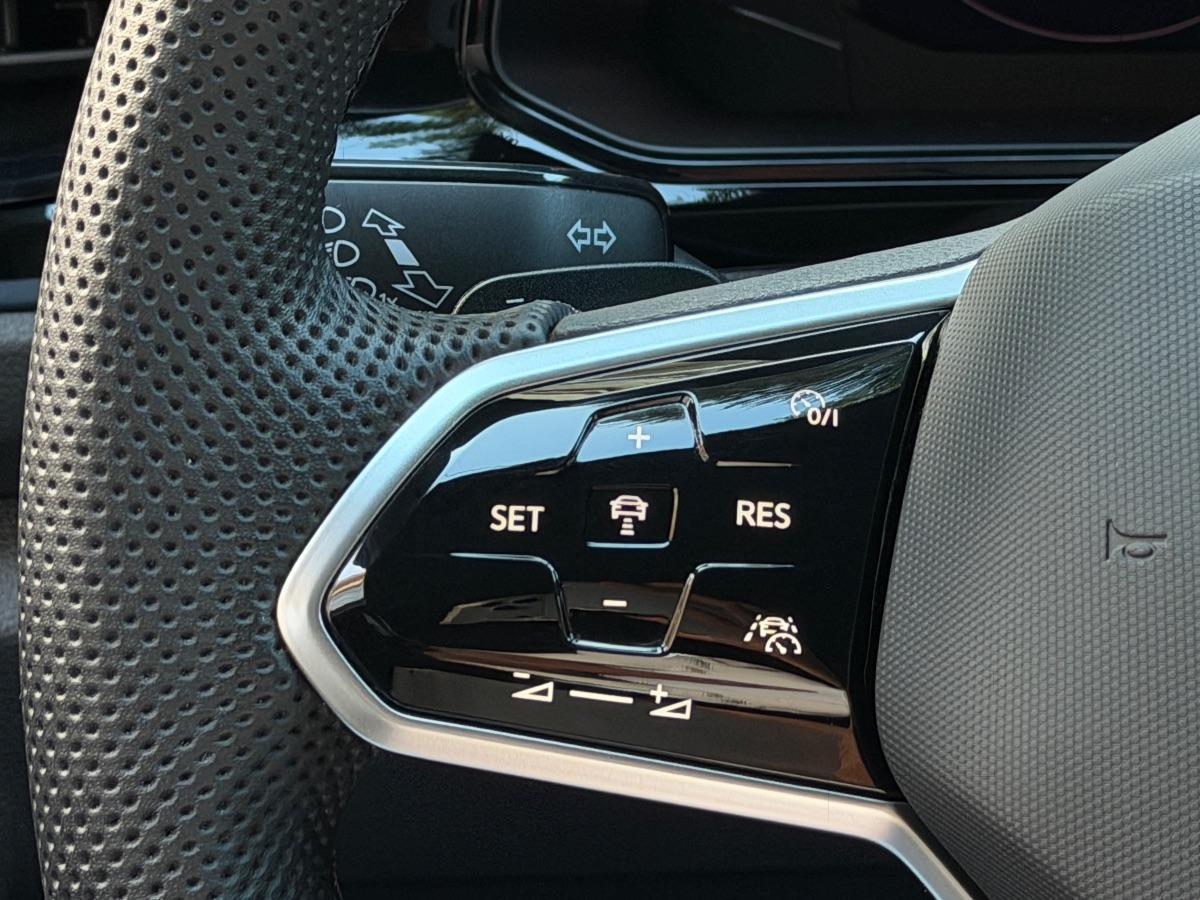 Volkswagen T-Roc 2.0 TDI R-Line Plus 4Motion 150CV