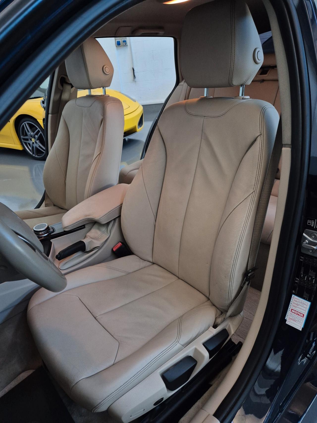 BMW 320 touring modern 2.0d 184cv Automatica Navigatore