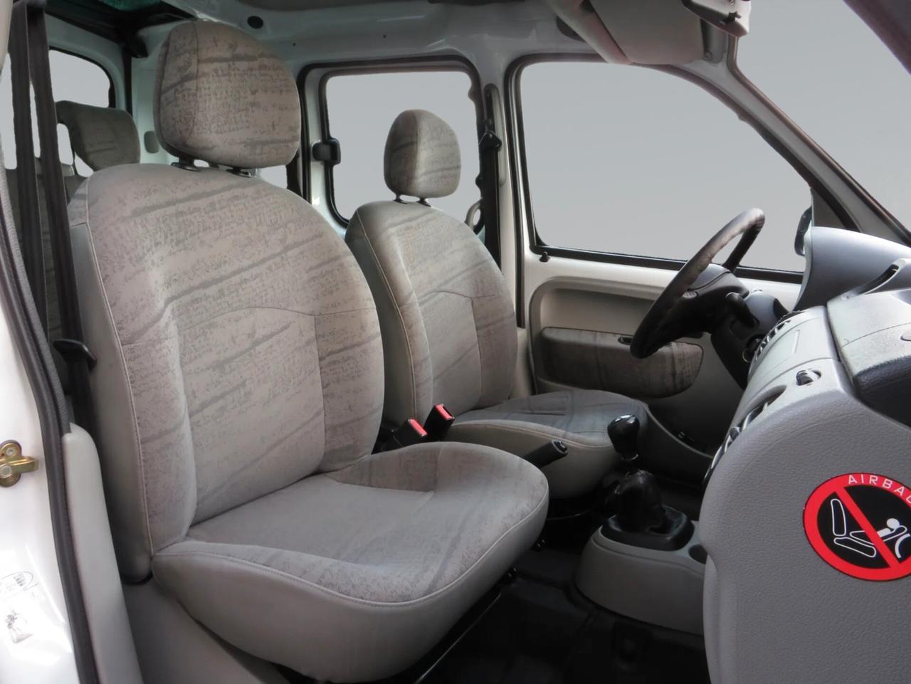 Renault Kangoo 1.2 16v Ice. gancio traino/voletto apribile.