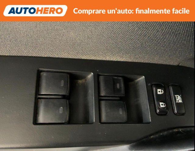 TOYOTA Auris Touring Sports 1.8 Hybrid Black Edition