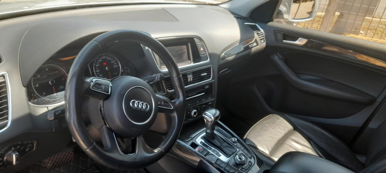 Audi Q5 2.0 TDI 170 CV quattro