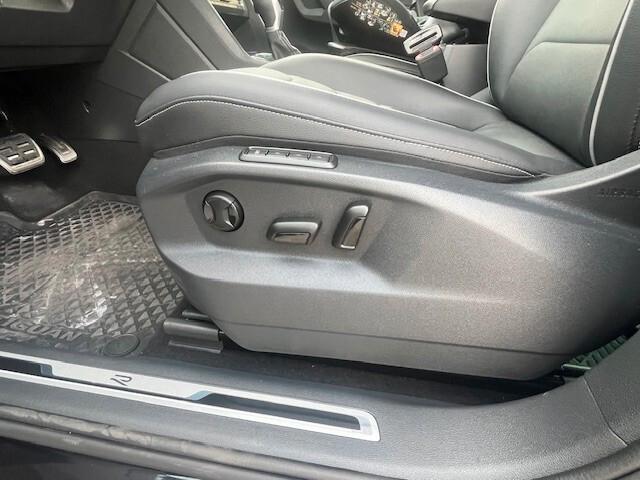 Volkswagen Tiguan 2.0 TDI 150 CV SCR DSG R-Line
