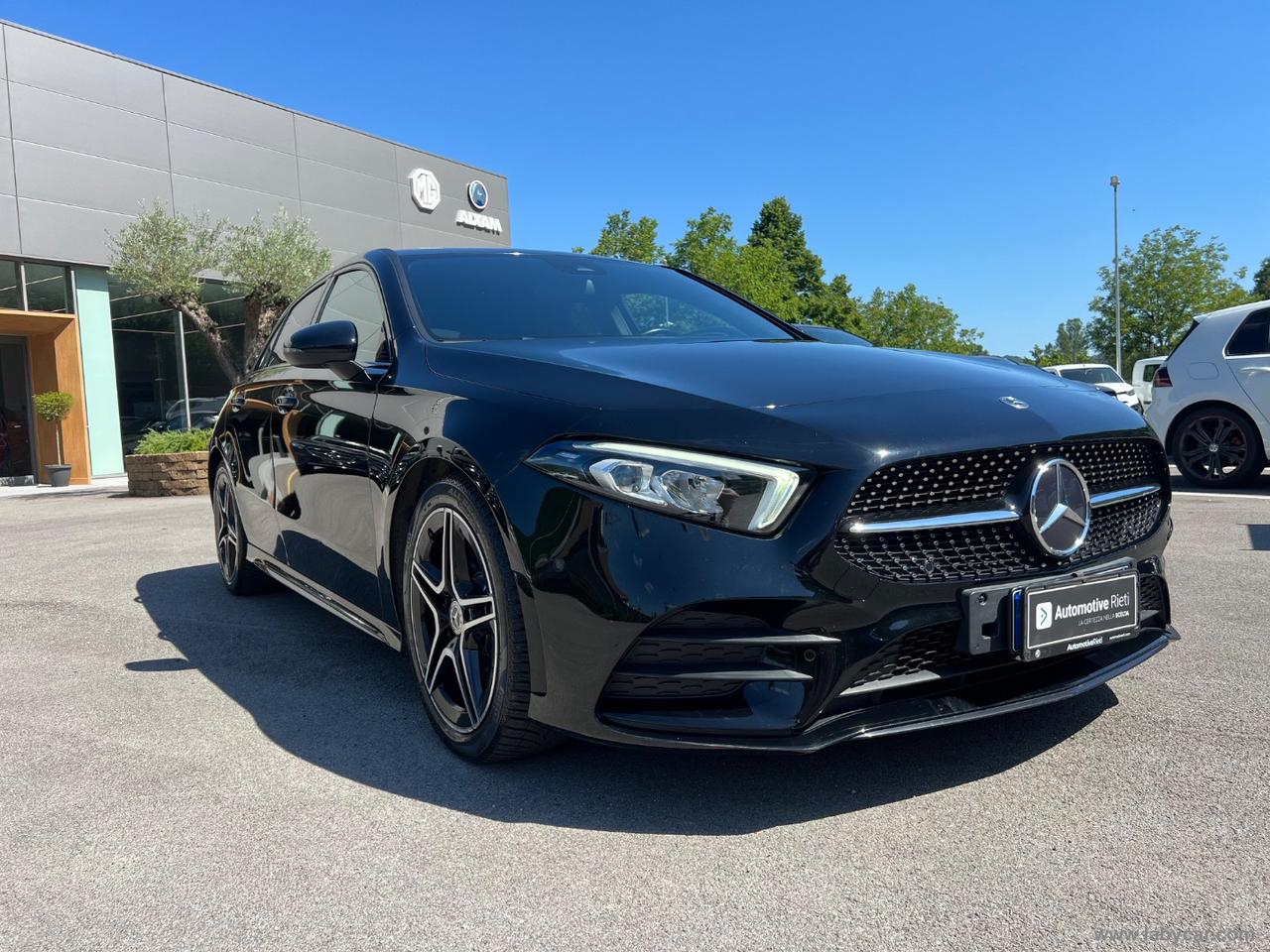 MERCEDES-BENZ A 200 d Automatic Premium