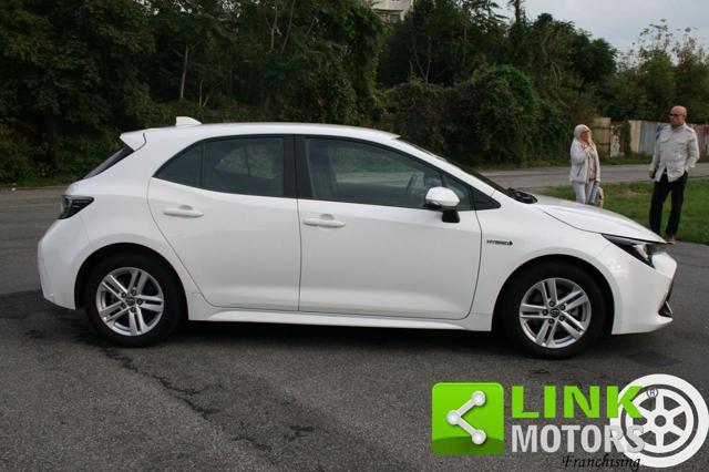 TOYOTA Corolla 1.8 Hybrid Business