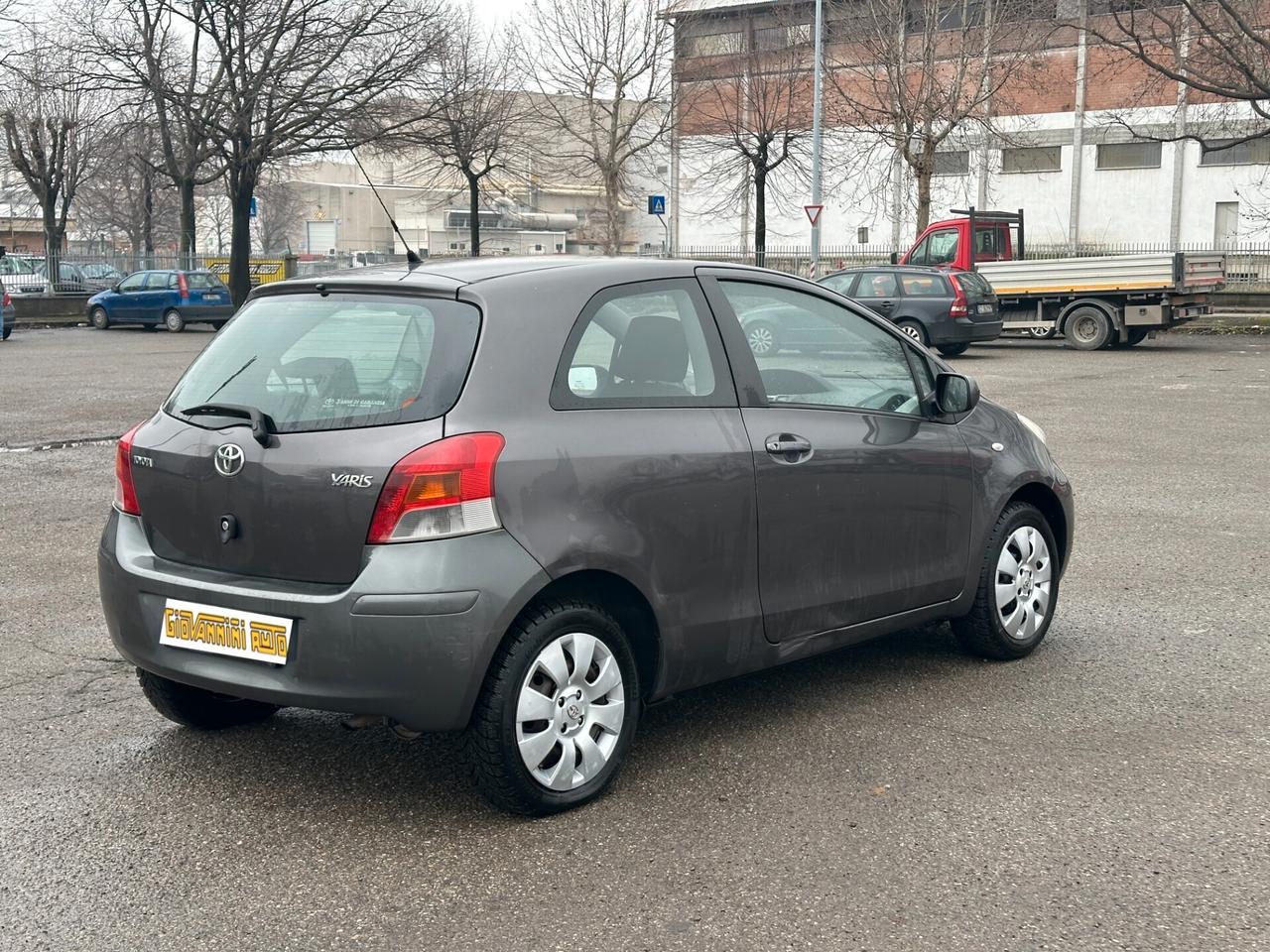 Toyota Yaris 1.0 Benzina (Garanzia 24 Mesi)